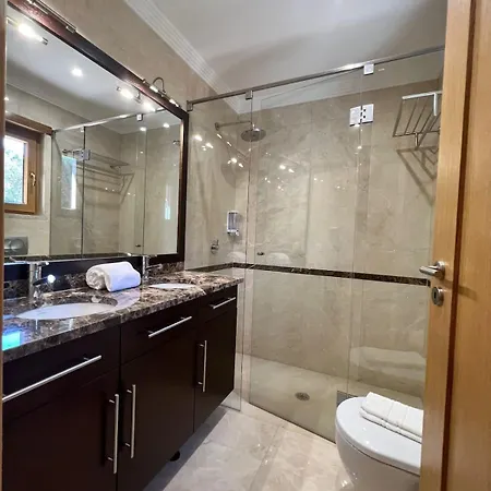 Pedra Luxe - Spacious Modern * 알부페이라