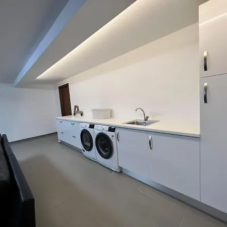 Pedra Luxe - Spacious Modern 펜션 *