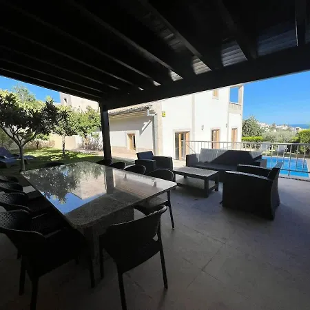 Pedra Luxe - Spacious Modern