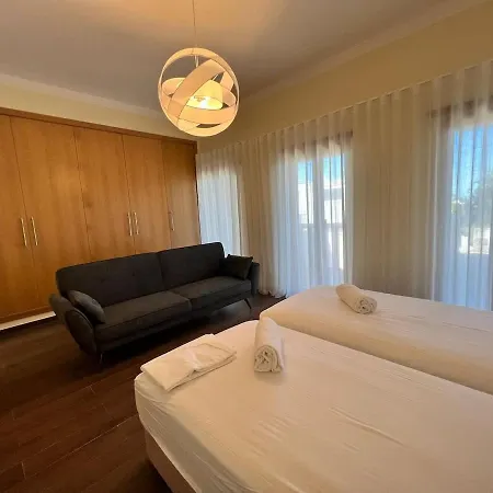 Casa vacanze Pedra Luxe - Spacious Modern