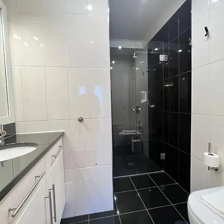 Pedra Luxe - Spacious Modern Casa vacanze *