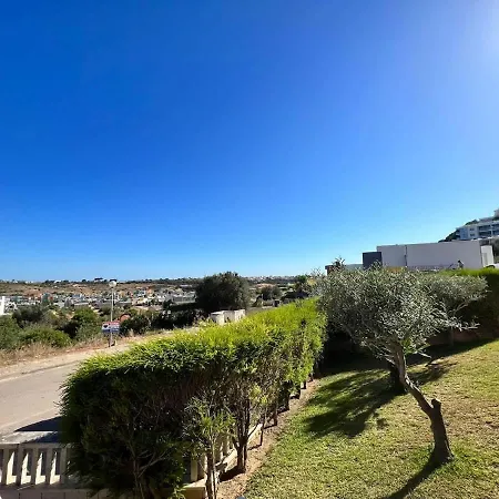 Pedra Luxe - Spacious Modern Albufeira