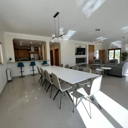 Willa Pedra Luxe - Spacious Modern Albufeira